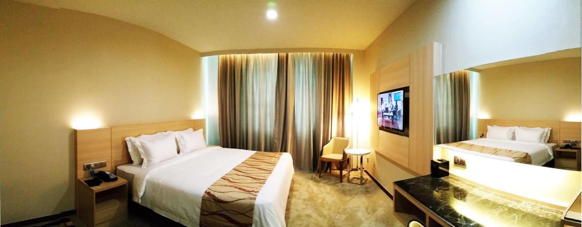 Purest Hotel Sungai Petani Ngoại thất bức ảnh